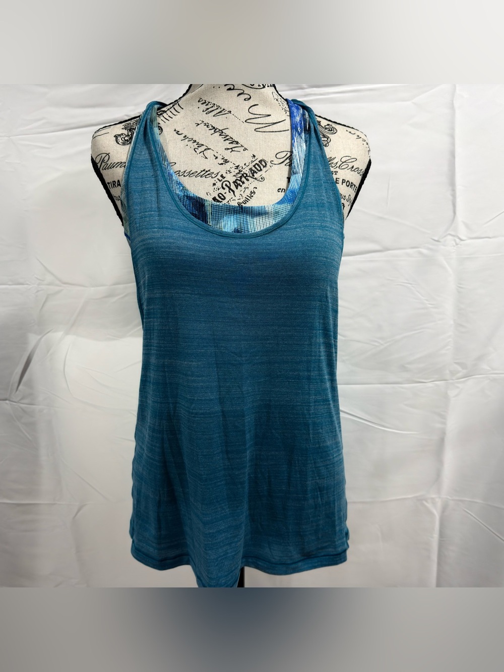 Lululemon Size 8 Teal Heathered Built-In Bra Open Back Yoga Tank Top